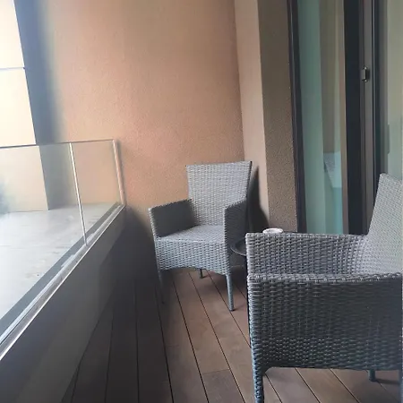 Sag Sky Park Free Parking And Wi-fi Appartement Bratislava