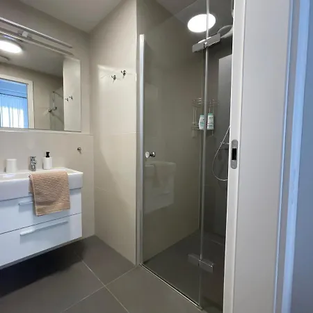 Appartamento Sag Sky Park Free Parking And Wi-fi Bratislava