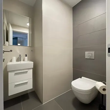 Sag Sky Park Free Parking&wi-fi * Bratislava